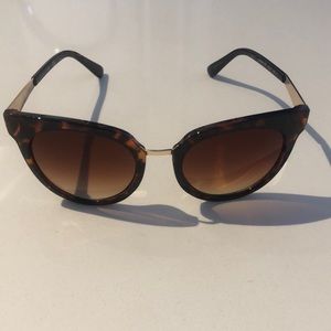 Guess Tortoise Sunglasses